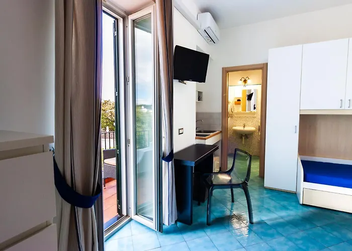 Don Giorgio Studios 3* イスキア島